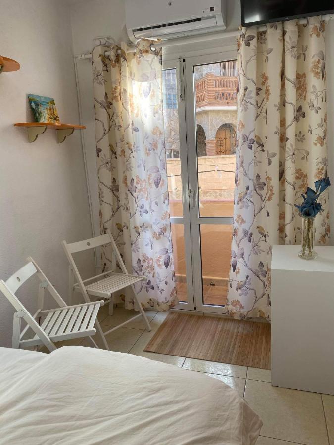 Cozy Rooms In Terraced House Фуэнхирола Экстерьер фото