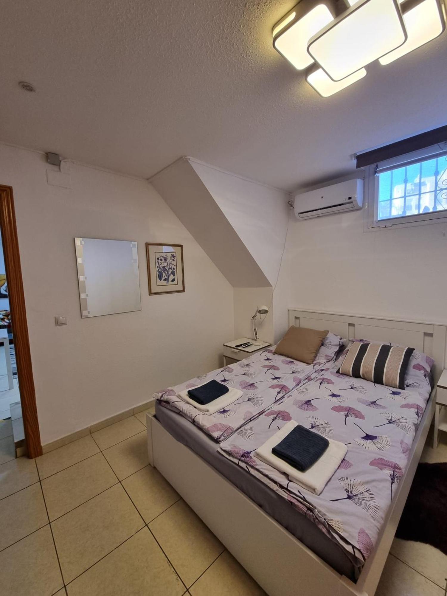Cozy Rooms In Terraced House Фуэнхирола Экстерьер фото
